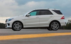 Người dùng đòi hãng Mercedes-Benz bồi thường 200 triệu USD vì cửa sổ trời bị nổ