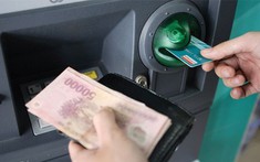 Hà Nội đẩy mạnh trả lương hưu, trợ cấp BHXH qua thẻ ATM