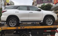 Toyota Fortuner 2020 bất ngờ xuất hiện trên đường phố Hà Nội, sẽ được phân phối trong thời gian tới?