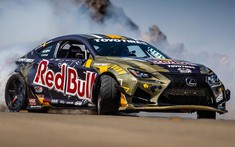 Chứng kiến khả năng của chiếc xe drift Lexus RC F độ 1.200 mã lực mạnh nhất thế giới
