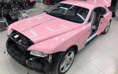 Sắp có chiếc Rolls-Royce Wraith đầu tiên Việt Nam mang bộ áo hồng khiến chị em "rụng tim"