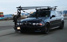 Gặp gỡ chiếc BMW M5 chuyên được dùng để chạy theo siêu xe trên các phim trường