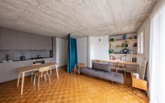 Chỉ với một tấm rèm, căn hộ 42m2 có thêm phòng mới