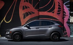 SUV cỡ B Hyundai Kona 2021 có thêm phiên bản "bóng đêm" Night Edition