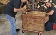 "Đập hộp" khối động cơ V-twin gần 100 tuổi từ Indian Motorcycles