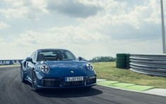 Porsche 911 Turbo 2020 giảm 30 kg trọng lượng và tăng 40 mã lực công suất