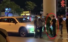 Video: Tài xế lái ô tô Mazda CX-5 đi vào hiện trường vụ tai nạn trên quốc lộ 32, chửi bới công an và cái kết