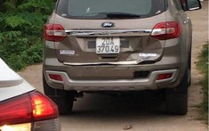 Thái Nguyên: Mới học lái, nữ tài xế lùi xe Ford Everest, tông thương vong 2 cháu nhỏ
