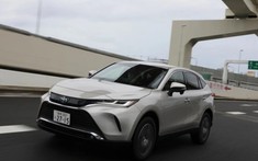 SUV cỡ trung Toyota Harrier 2020 "bán chạy như tôm tươi" trong tháng đầu tiên