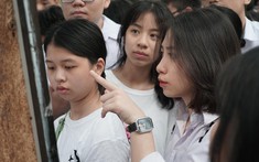 Học sinh Hà Nội thi Ngữ văn mở đầu kỳ thi vào lớp 10 THPT