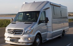 Airstream Atlas 2020 - Mẫu RV sang trọng, tiện nghi như nhà ở với giá khởi điểm 5,5 tỷ đồng