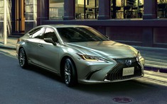 Lexus ES 300h 2021 trình làng với động cơ chỉ tiêu thụ chưa đến 4,5 lít xăng cho 100 km