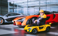 Không có tiền mua McLaren Senna thật, ít nhất bạn có thể chi ra 11,5 triệu đồng để mua bản xe trẻ em này