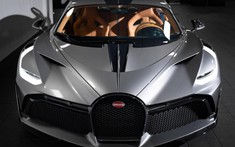 Siêu phẩm Bugatti Divo có giá "khóc thét" 135 tỷ đồng lần đầu đặt lốp đến Mỹ