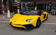 Giá xe Lamborghini Aventador SV Roadster mới nhất tháng 8 năm 2020 tại Việt Nam
