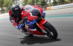Siêu mô tô Honda CBR1000RR-R Fireblade sẽ được bán tại Việt Nam, giá khởi điểm gần 1 tỷ đồng