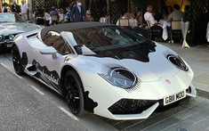 Hài hước trước chiếc Lamborghini Huracan mang vỏ bọc và phát tiếng kêu y hệt "bò sữa"