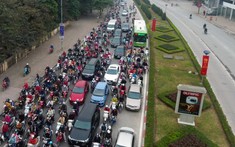 Lỗi sai làn ô tô xử phạt bao nhiêu trong năm 2020?