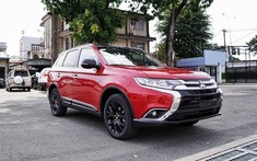 Đại lý “xả” Mitsubishi Pajero Sport với giá giảm tới 200 triệu đồng, rẻ ngang Honda HR-V