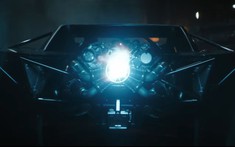 Xe Dơi "khè lửa" dữ dội trong trailer mới của phim bom tấn "The Batman" 2021