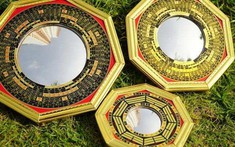 Có nên dùng gương bát quái hóa giải hướng nhà xấu?