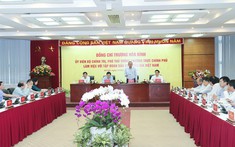 Phó Thủ tướng Thường trực Trương Hòa Bình làm việc với Tập đoàn Dầu khí