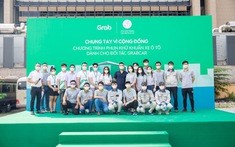 Chung tay cùng cộng đồng trong Chương trình Phun khử trùng xe ô tô Grabcar miễn phí tại Hà Nội