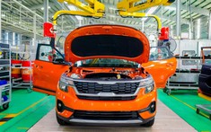 Chiều lòng người dùng, Kia Seltos bản Deluxe được nâng cấp màn hình giải trí, giá tăng nhẹ 10 triệu đồng