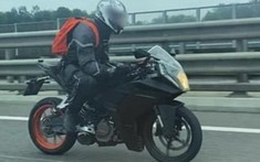 Sport bike KTM RC 200 thế hệ mới lộ diện qua loạt ảnh chạy thử nghiệm