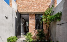 Ngôi nhà không có phòng khách, hòa mình vào thiên nhiên