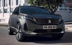 Crossover cỡ nhỏ Peugeot 3008 2020 trình làng với phiên bản tiêu thụ xăng ít hơn cả xe máy