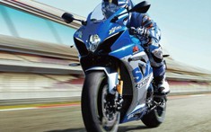 Diện kiến siêu mô tô Suzuki GSX-R1000R phiên bản kỷ niệm 100 năm vô cùng đặc biệt