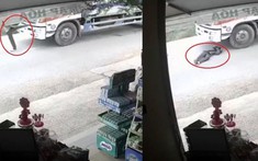 Video: Nguời đàn ông nghi say rượu nằm xuống đường, bị xe tải cán tử vong tại Lâm Đồng