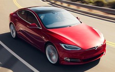 Tesla Model S Plaid trình làng, xứng đáng với danh hiệu "thần gió" mới của làng xe