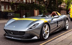 Giá xe Ferrari Monza SP mới nhất tháng 9 năm 2020 tại Việt Nam