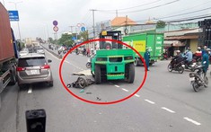 Thủ Đức: Va chạm với xe nâng, người đi xe máy chết thảm dưới đường