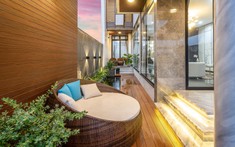 Rời Sài Gòn ra Đà Nẵng, cặp vợ chồng mua đất xây nhà 3 tầng đẹp như resort