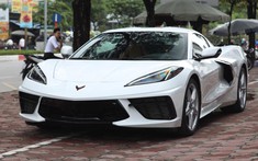 "Soi dung nhan" của Chevrolet Corvette C8 2020 đầu tiên về Việt Nam có giá bán dự kiến trên 7 tỷ đồng