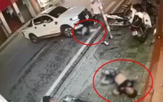 Video: Xe máy lao như "tên bắn" vào Ford Ranger đang quay đầu xe, 2 học sinh bất tỉnh tại chỗ