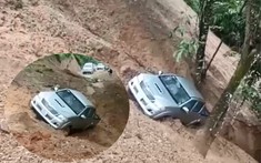 Video quay lại khoảnh khắc sạt lở đất khiến xe bán tải Toyota Hilux trôi xuống vực ở Sơn La