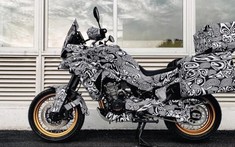 Cận cảnh xe Adventure "giá rẻ" của Trung Quốc trang bị động cơ KTM 790
