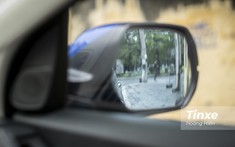 Cách điều chỉnh gương chiếu hậu chuẩn như "Tây"