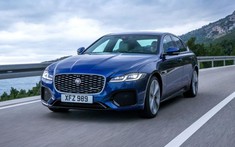 Xe sang Jaguar XF 2021 trình làng với màn hình cong độc nhất vô nhị
