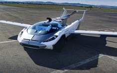 Xe bay "thứ thiệt" AirCar thực hiện thành công chuyến bay đầu tiên