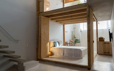 Nhà 2 tầng không cửa sổ vẫn ngập tràn nắng gió
