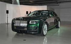 Chiêm ngưỡng vẻ đẹp "bằng xương, bằng thịt" của xe siêu sang Rolls-Royce Ghost Extended 2021