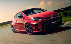 Toyota Yaris 2021 dùng động cơ 3 xi-lanh mạnh nhất thế giới "bán chạy như tôm tươi"