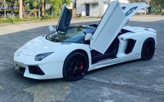 Rộ tin đồn Lamborghini Aventador Roadster cực bí ẩn đang trên đường vào Nam