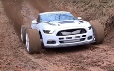 YouTuber nhận phản ứng trái chiều khi độ Ford Mustang thành xe lội bùn, mạnh 1.200 mã lực