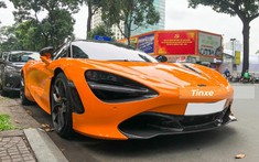 Cận cảnh siêu xe mui trần hàng "hot" McLaren 720S Spider màu cam nổi bật với trang bị cánh gió đuôi carbon độc nhất Việt Nam